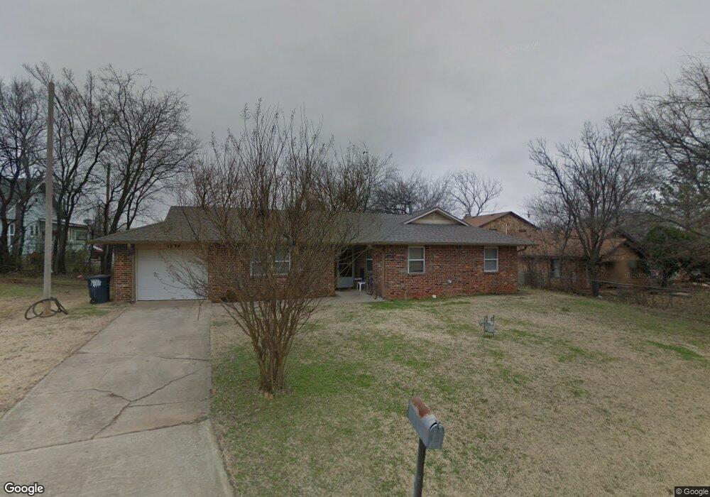 1734 W University St, Shawnee, OK 74804 - photo 1