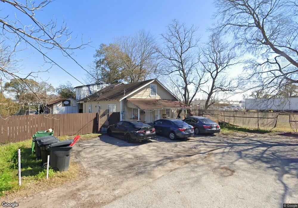 1921 Athos St, Houston, TX 77012 - photo 1