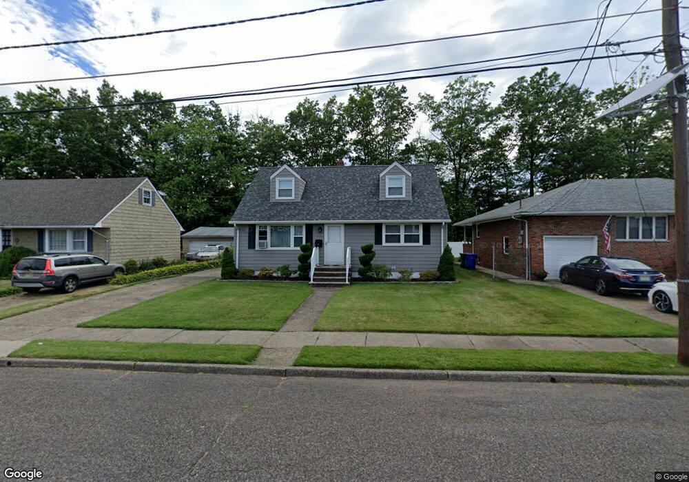 745 Columbus Dr, Perth Amboy, NJ 08861 - photo 1