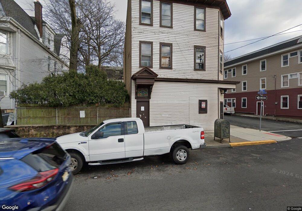 538 Grove St, Irvington, NJ 07111 - photo 1