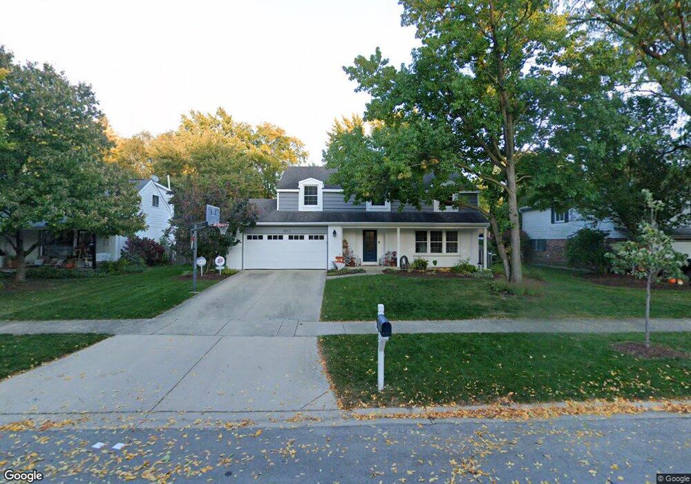 1552 Shenandoah Ln, Naperville, IL 60563 - photo 1