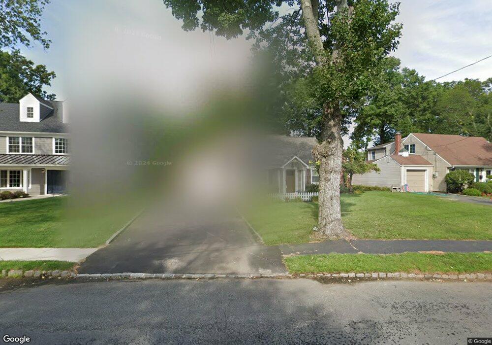 11 Monmouth Ct, Livingston, NJ 07039 - photo 1