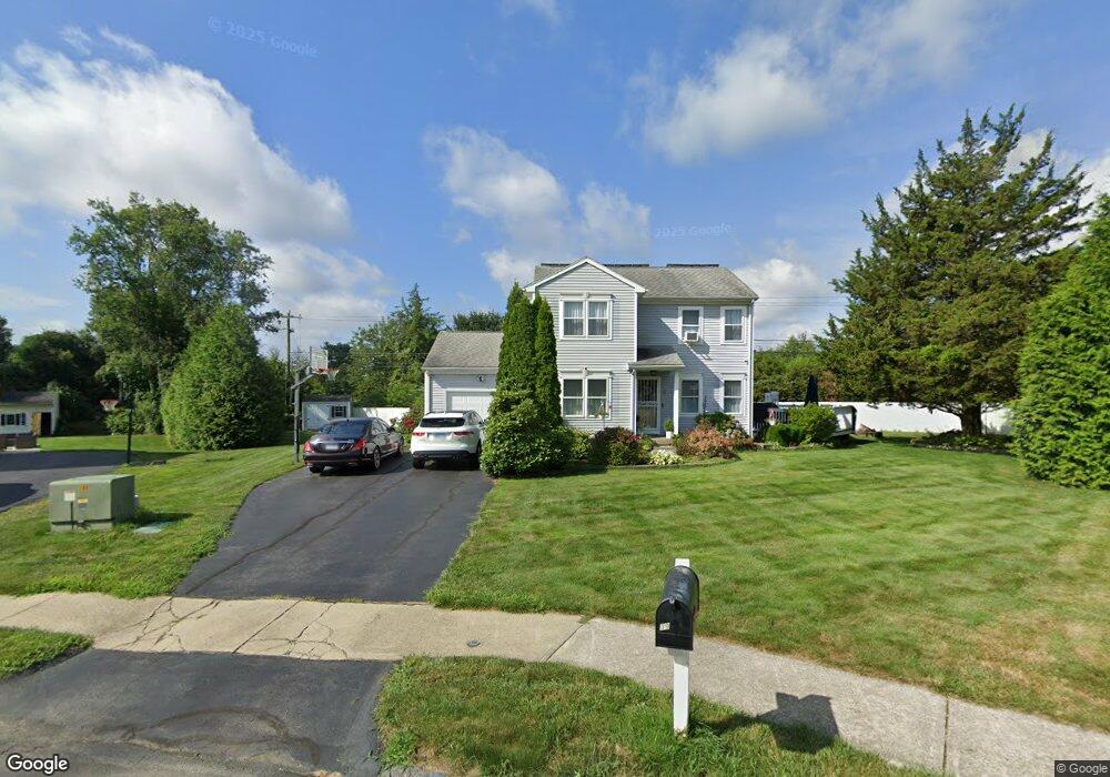 39 Jefferson Dr, Danielson, CT 06239 - photo 1