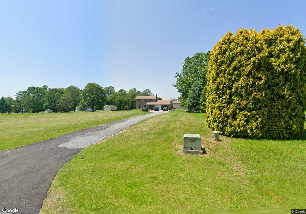 3823 Eagle Rd, Slatington, PA 18080 - photo 1