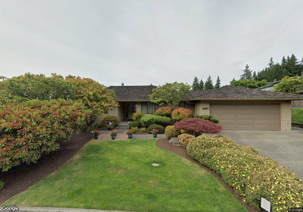 1201 Emerald Hills Dr, Edmonds, WA 98020 - photo 1