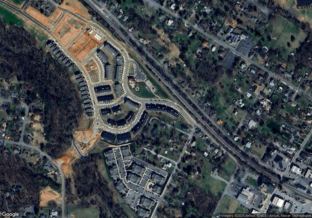 5937 Mccomb St unit 10, Crozet, VA 22932 - photo 1