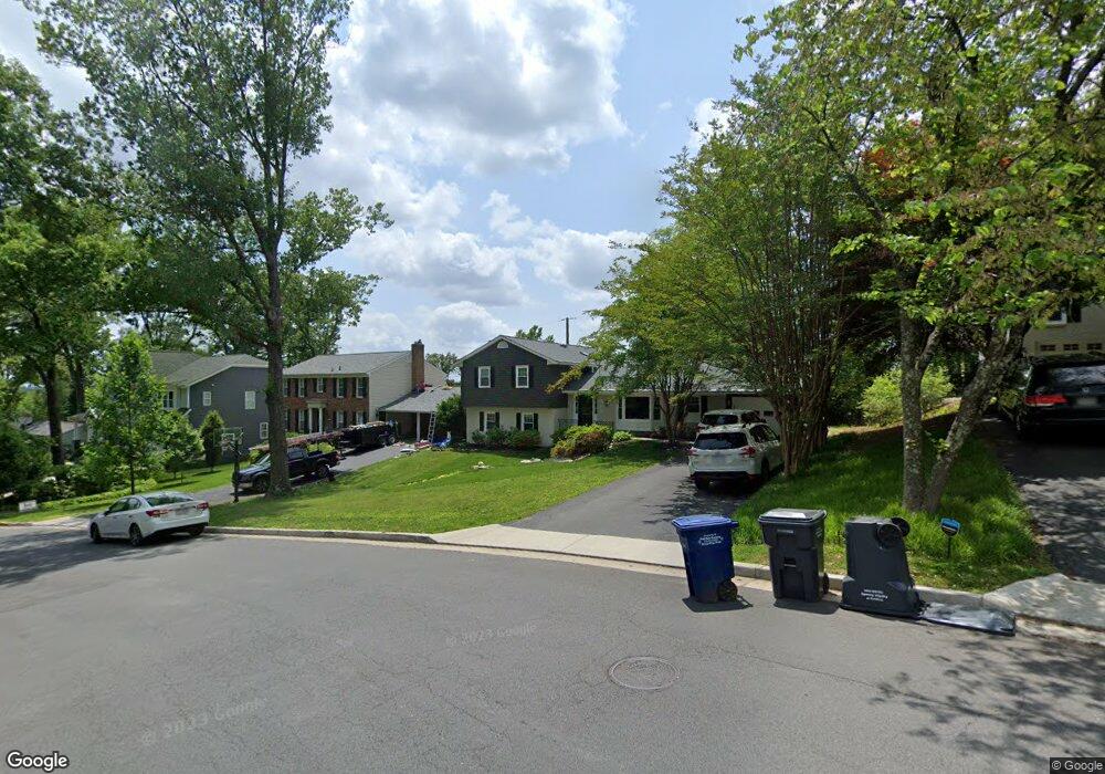 2340-N N Oak St, Falls Church, VA 22046 - photo 1