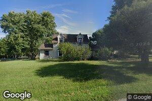 604 Lodge Rd, Hiawatha, KS 66434