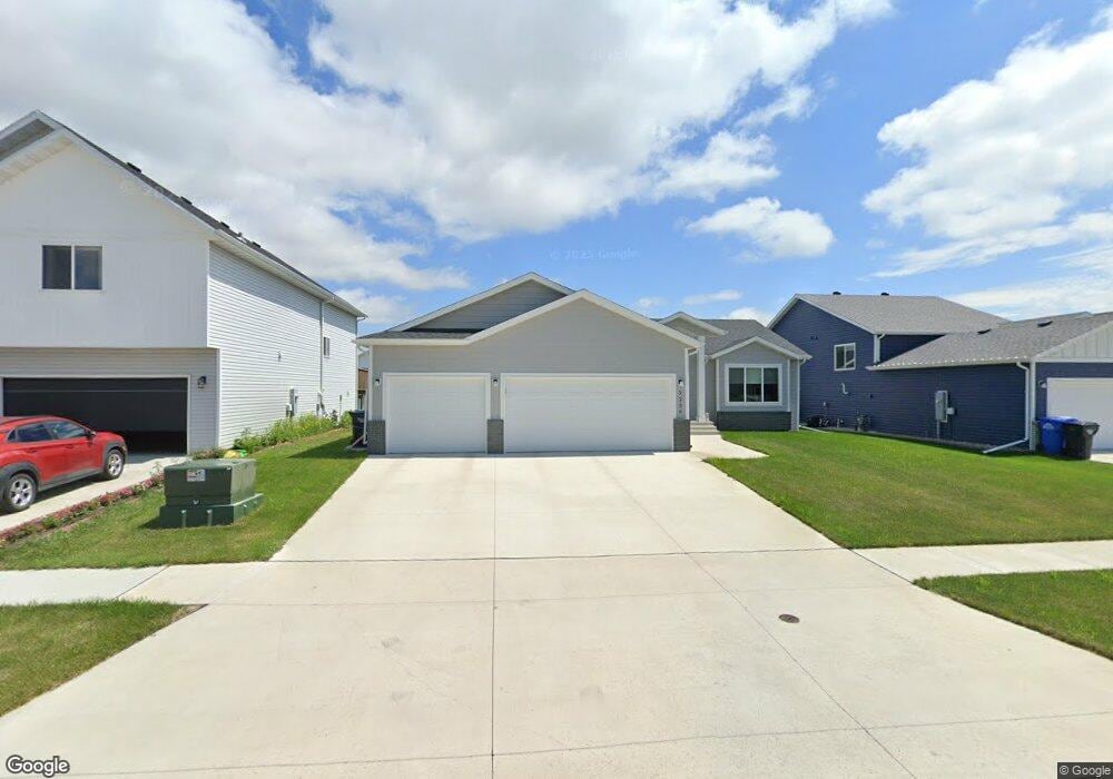 7236 28th St S, Fargo, ND 58104 - photo 1