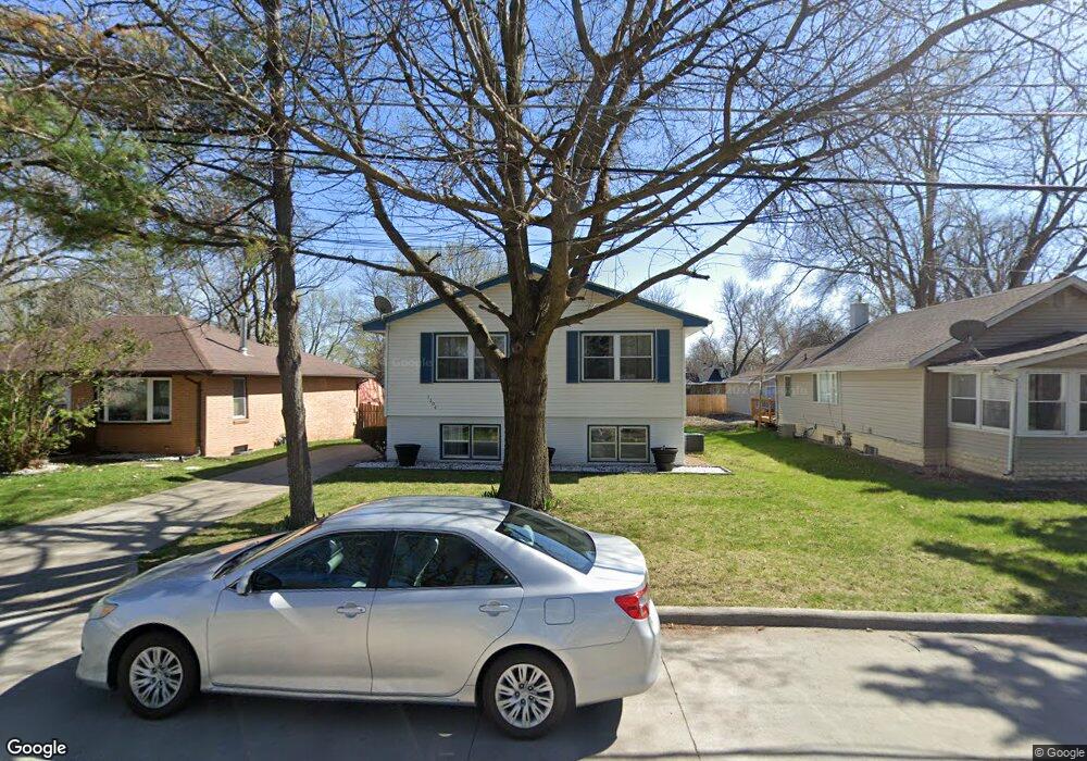 1304 Emma Ave, Des Moines, IA 50315 - photo 1