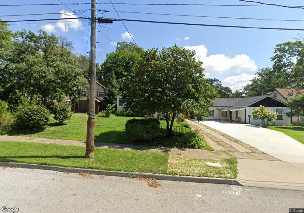 2825 36th St, Des Moines, IA 50310 - photo 1