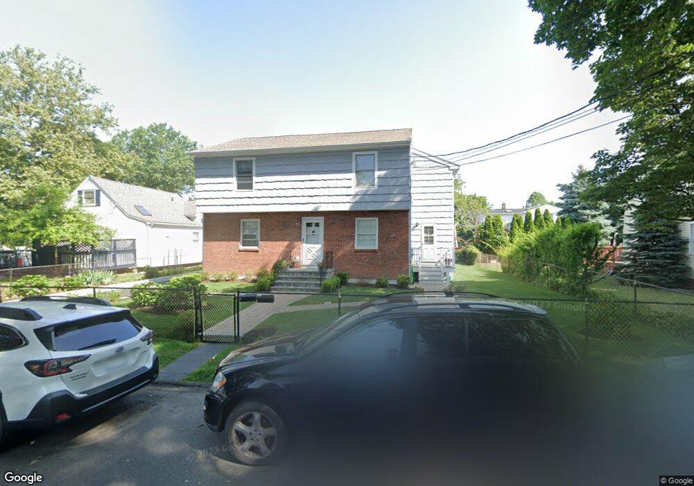 88 Mcmullen Ave, Stamford, CT 06902 - photo 1