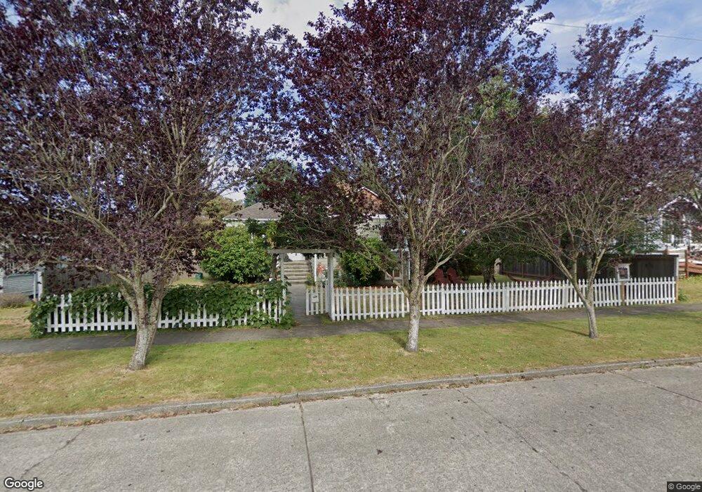 1300 Porter St, Enumclaw, WA 98022 - photo 1