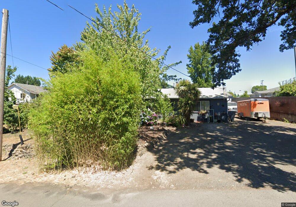 441 W Grant St, Carlton, OR 97111 - photo 1