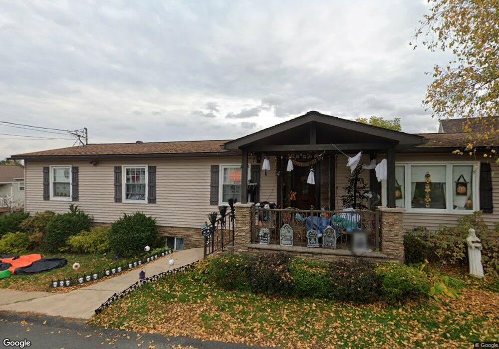 4 Maple St, Throop, PA 18512 - photo 1