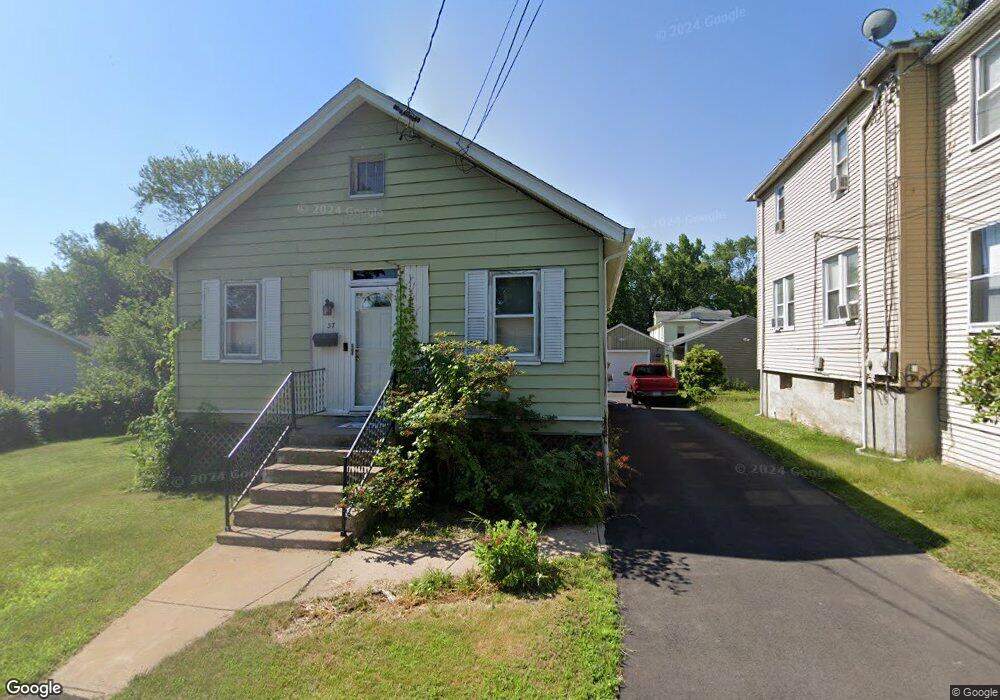 37 Harding Ave, Bloomfield, CT 06002 - photo 1