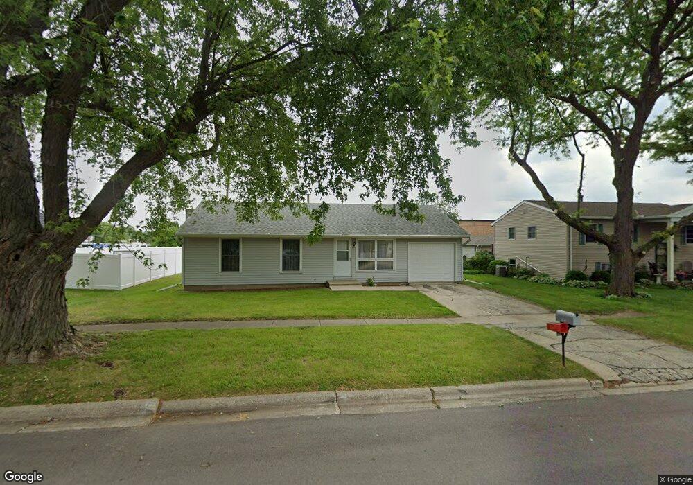 1411 Park Blvd, Morris, IL 60450 - photo 1