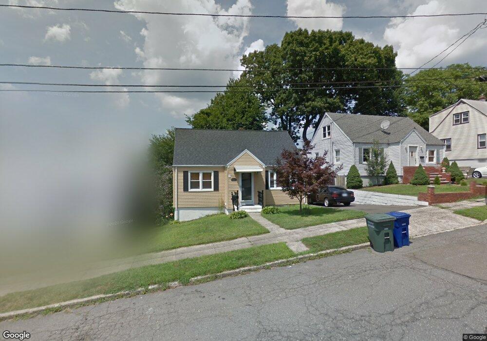 828 Ruth St, Bridgeport, CT 06606 - photo 1