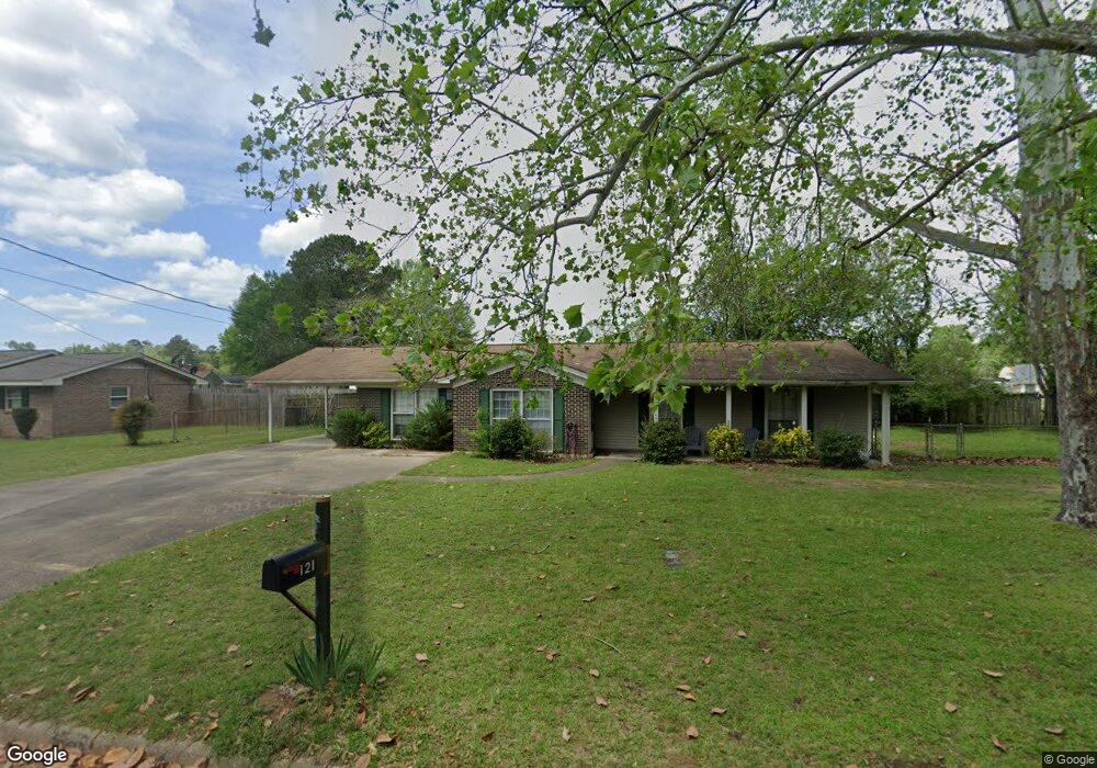 121 Country Club Dr, Prattville, AL 36067 - photo 1