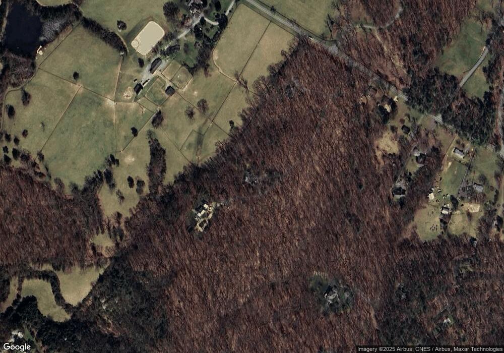 2576 Fallen Leaf Ln, Charlottesville, VA 22901 - photo 1