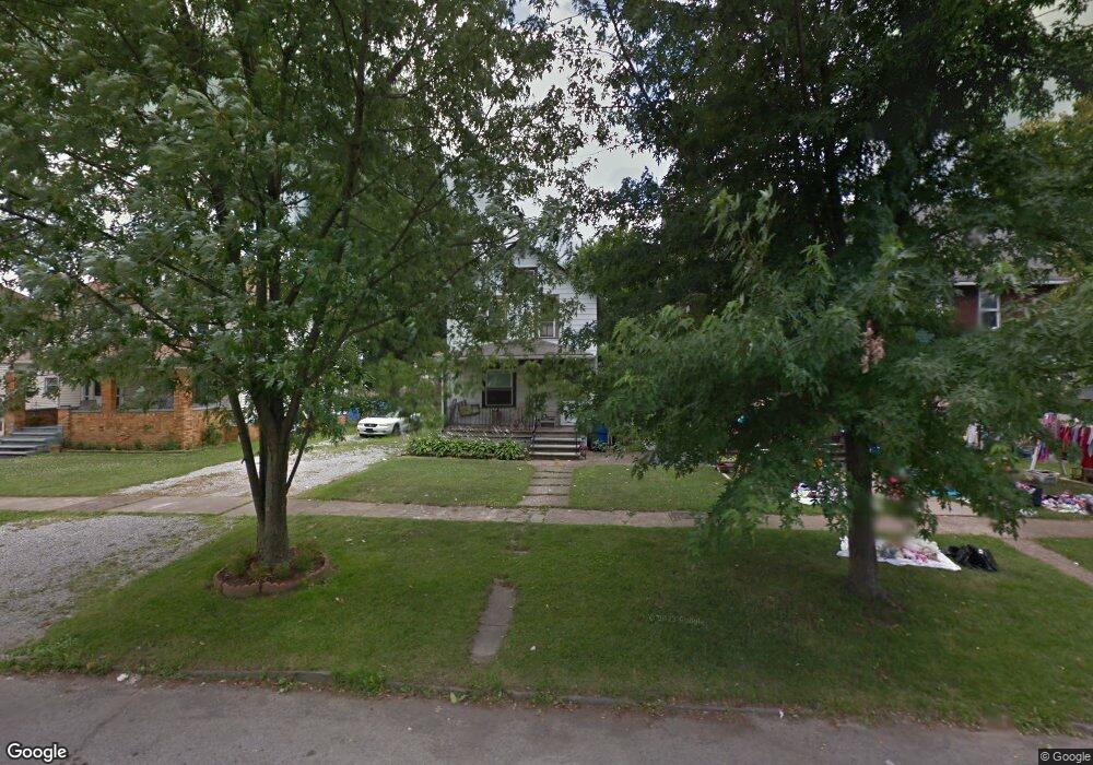 2304 E 29th St, Lorain, OH 44055 - photo 1