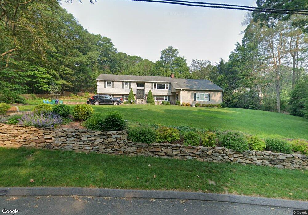 20 Arrowhead Ln, Fairfield, CT 06824 - photo 1