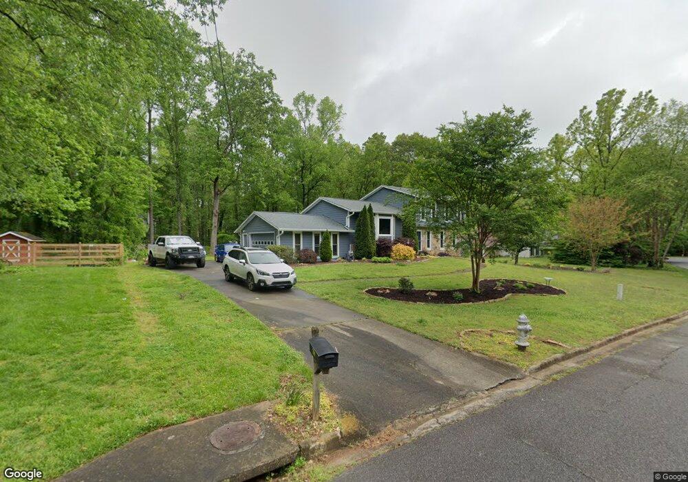 210 E Creek Cir unit 210, Roswell, GA 30076 - photo 1