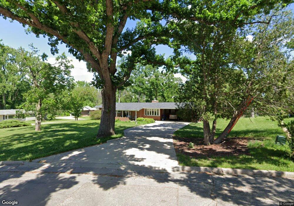 1254 33rd St SE, Cedar Rapids, IA 52403 - photo 1