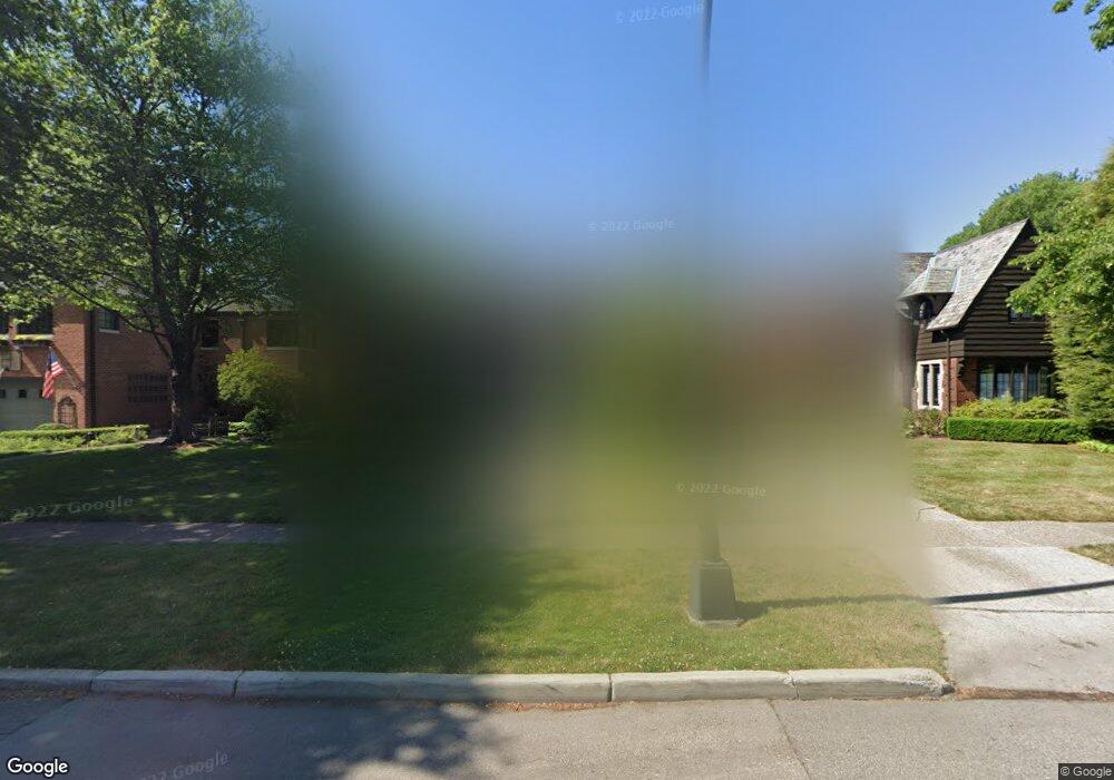 129 Merriweather Rd, Grosse Pointe Farms, MI 48236 - photo 1