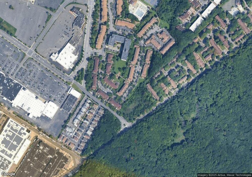 271 Windham Loop unit 408, Staten Island, NY 10314 - photo 1