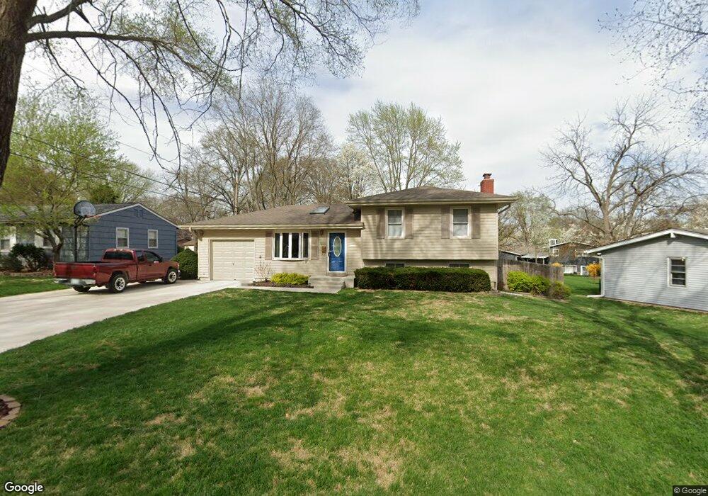 7205 Goddard St, Shawnee, KS 66203 - photo 1