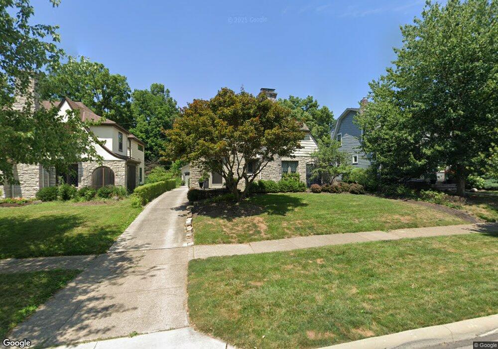 156 Blenheim Rd, Columbus, OH 43214 - photo 1