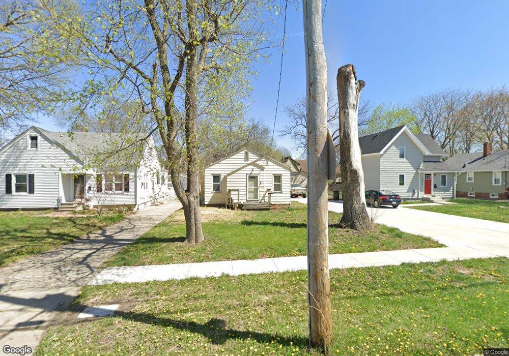 1633 48th St, Des Moines, IA 50310 - photo 1