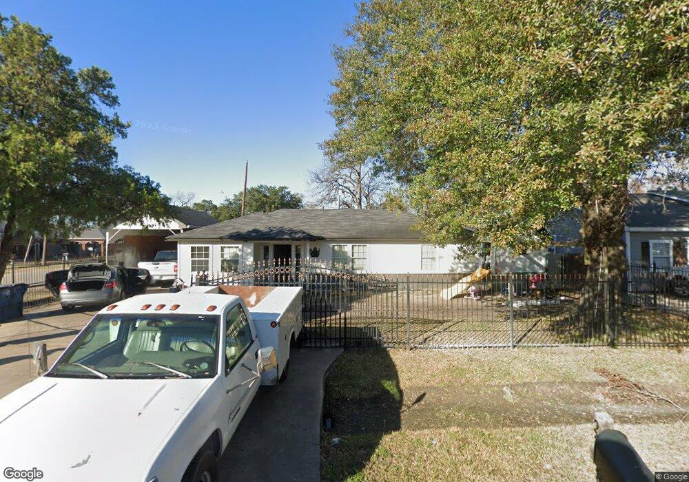 2203 Mooney Rd, Houston, TX 77093 - photo 1