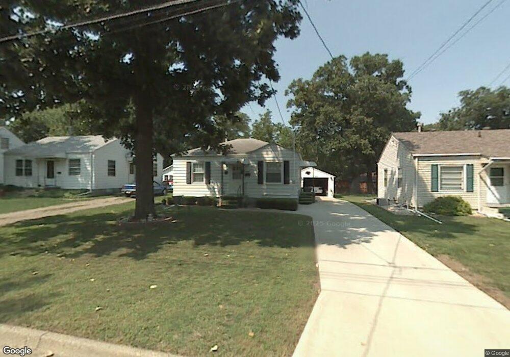 3105 Garden Ave, Des Moines, IA 50310 - photo 1