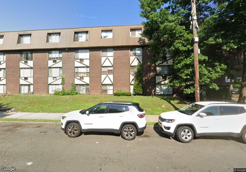 69 Gillett St unit 210, Hartford, CT 06105 - photo 1