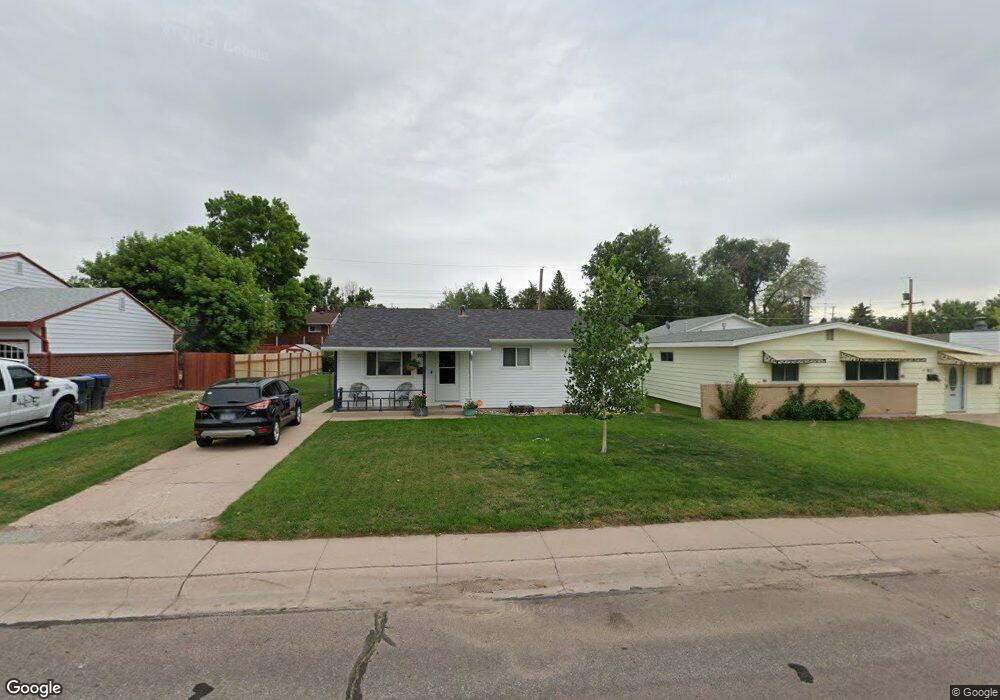 927 Stevens Dr, Cheyenne, WY 82001 - photo 1