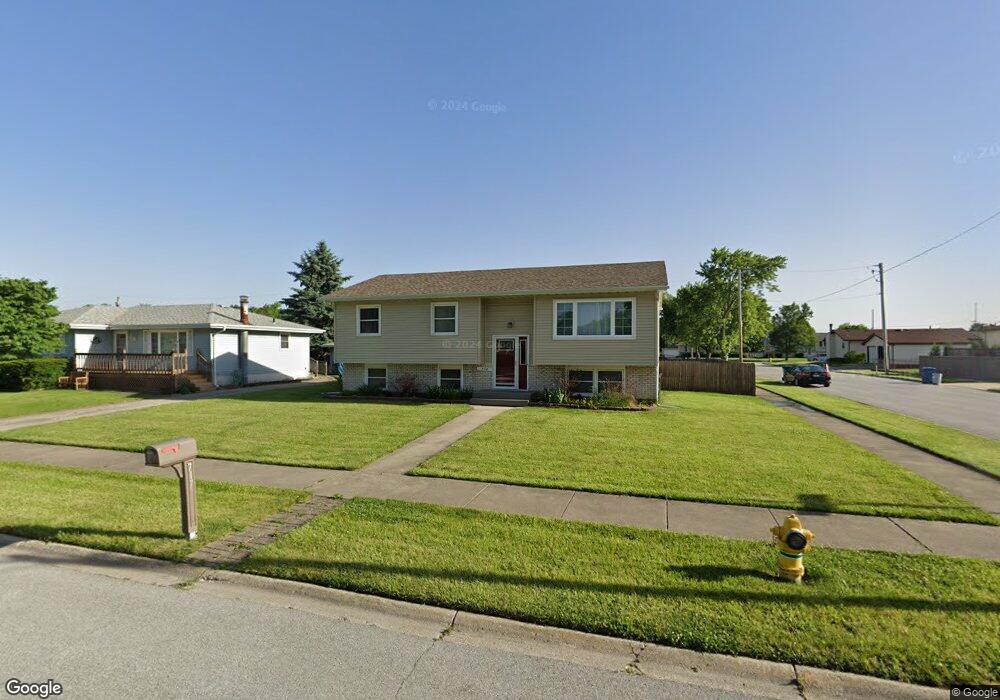 717 206th St, Dyer, IN 46311 - photo 1