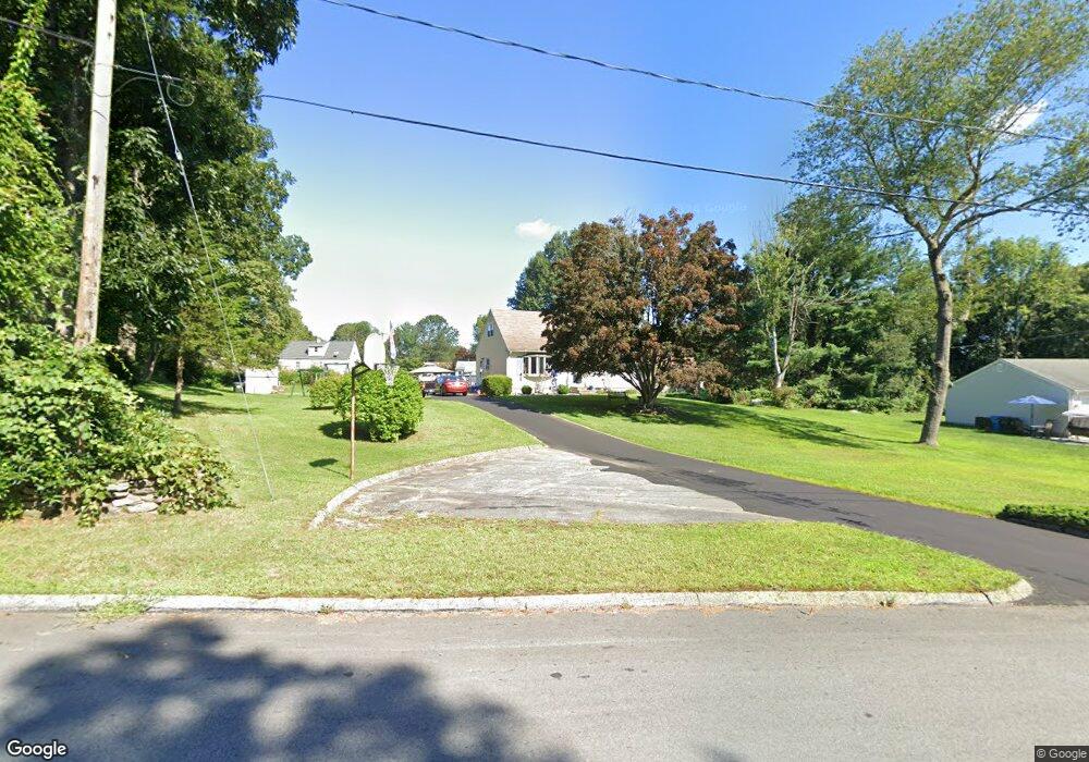 21 Aspen Ct, Norwich, CT 06360 - photo 1