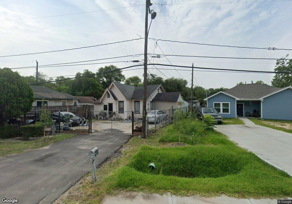 4526 Bennington St, Houston, TX 77016 - photo 1