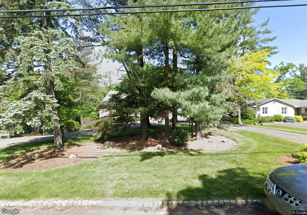 29 Winthrop Rd, Short Hills, NJ 07078 - photo 1