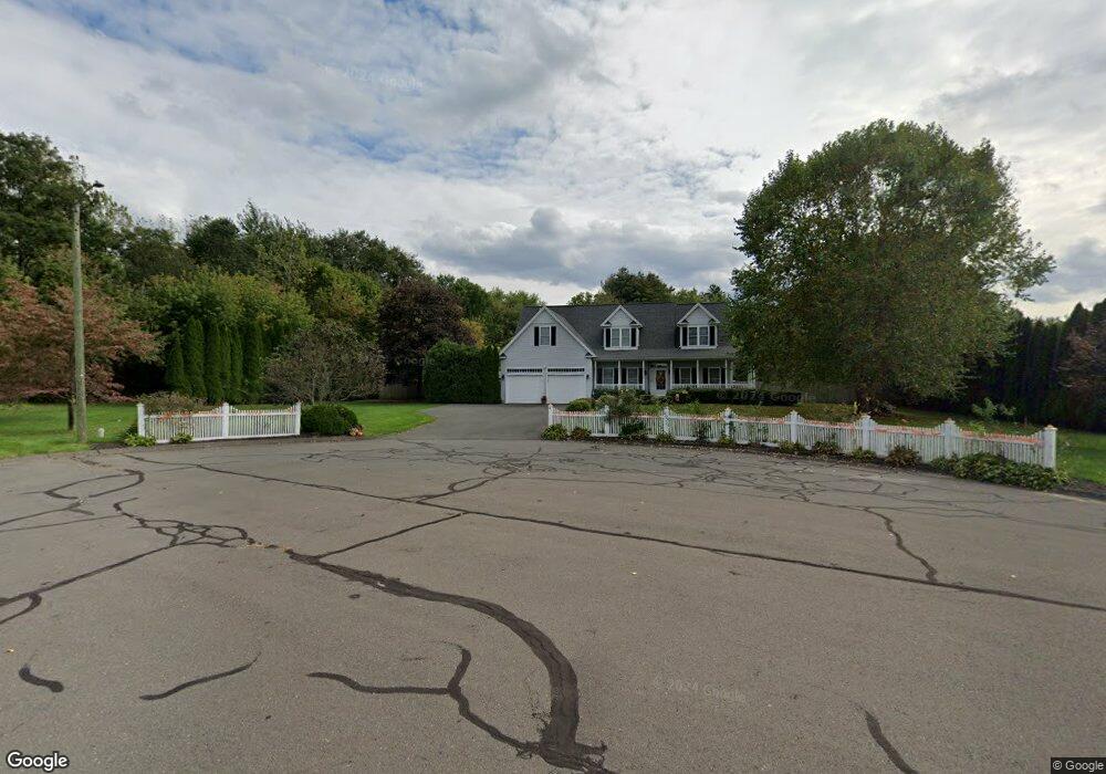 4 Summer Wind Cir, Enfield, CT 06082 - photo 1