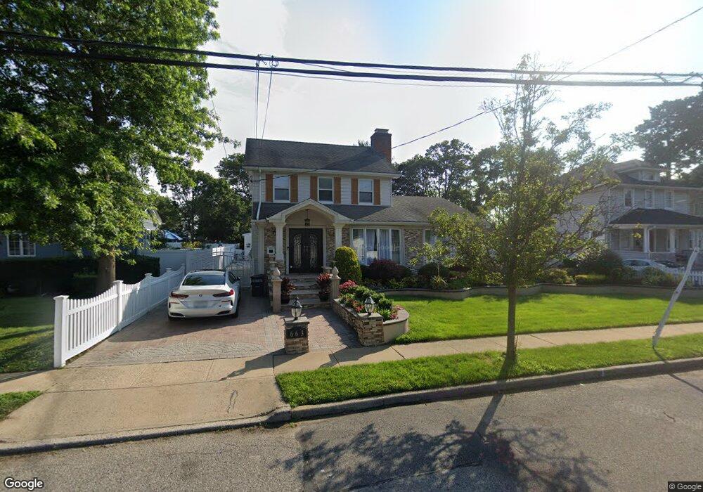 663 Lakeside Dr, Baldwin, NY 11510 - photo 1