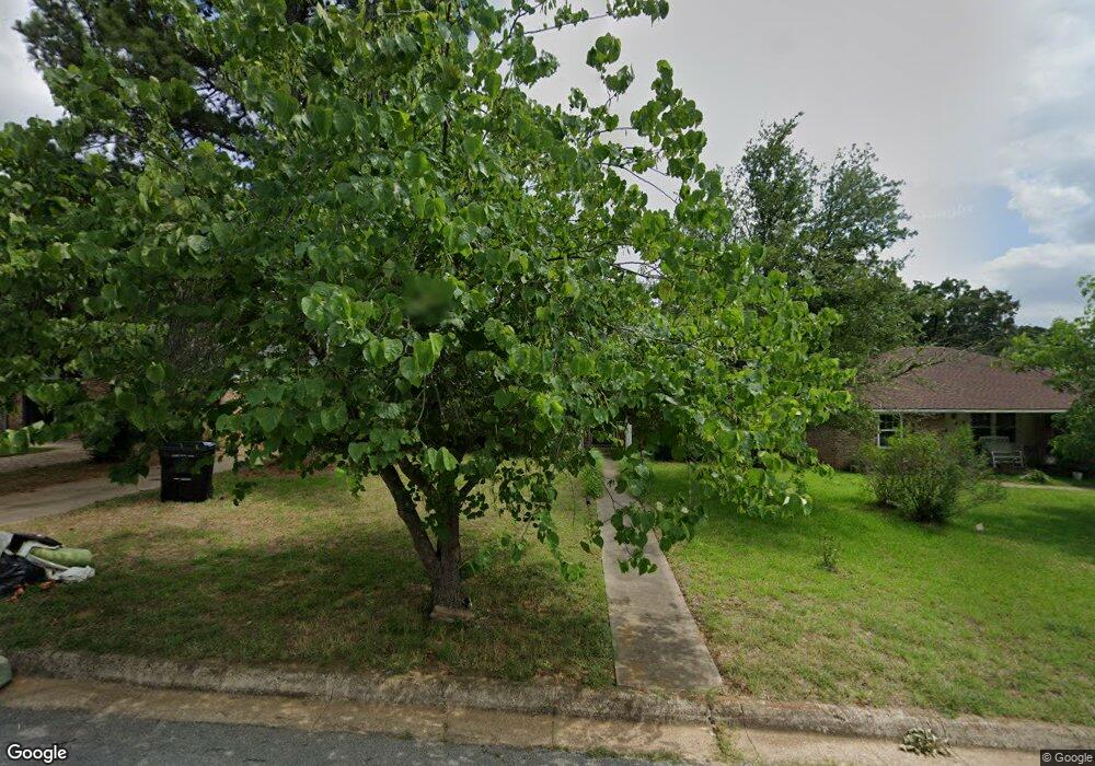 416 E Burrell St, Denison, TX 75021 - photo 1