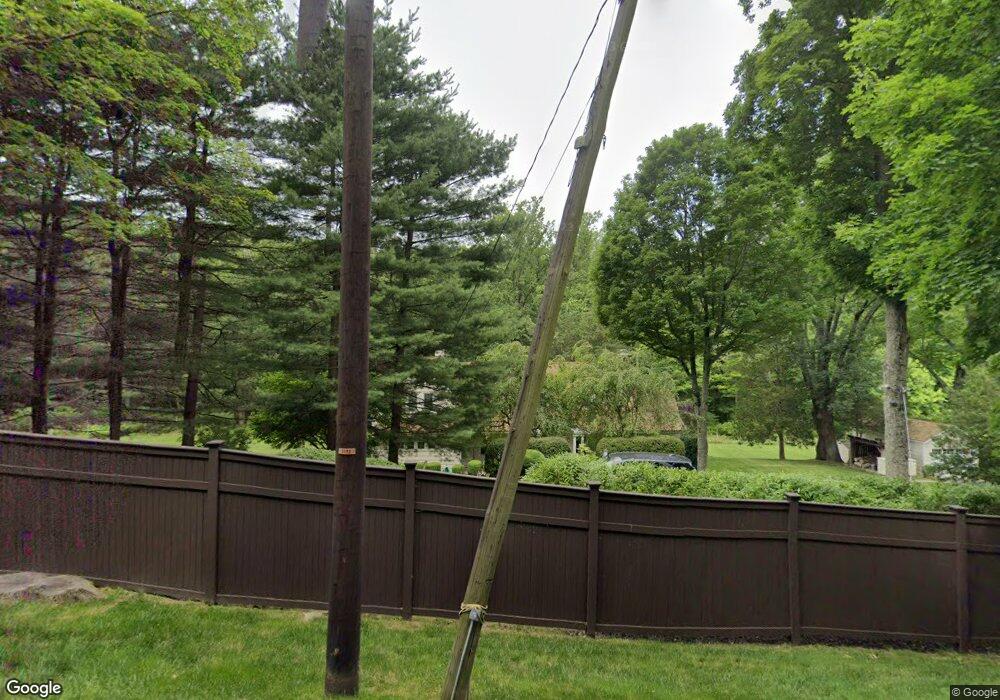 732 Bedford Rd, Mount Kisco, NY 10549 - photo 1