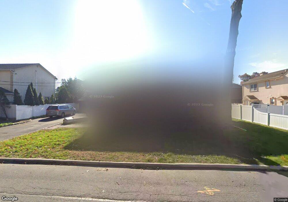 7 Elm Place, Glen Head, NY 11545 - photo 1