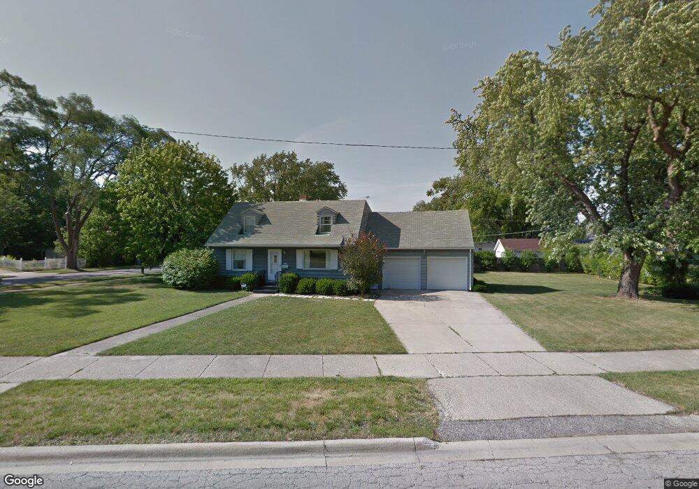 2324 W Ridgeland Ave, Waukegan, IL 60085 - photo 1