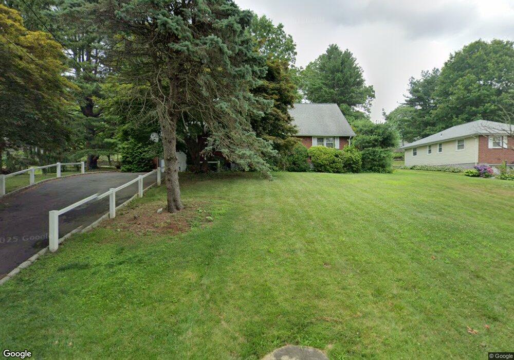 130 Philip Place, Hawthorne, NY 10532 - photo 1