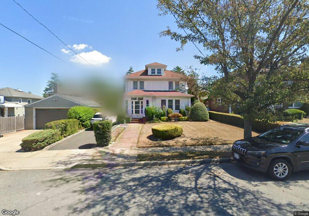 262 Union St, Lawrence, NY 11559 - photo 1