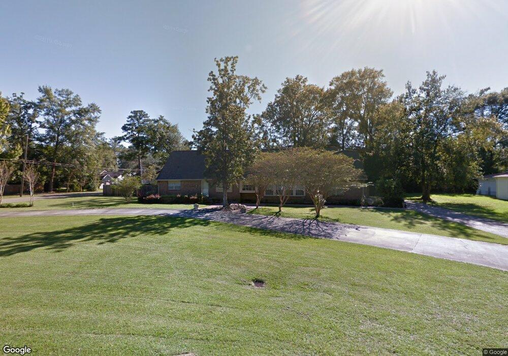 1301 W Fourth Ave, Picayune, MS 39466 - photo 1